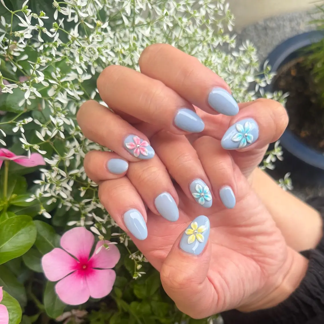ネイル Lily nailのネイルデザイン