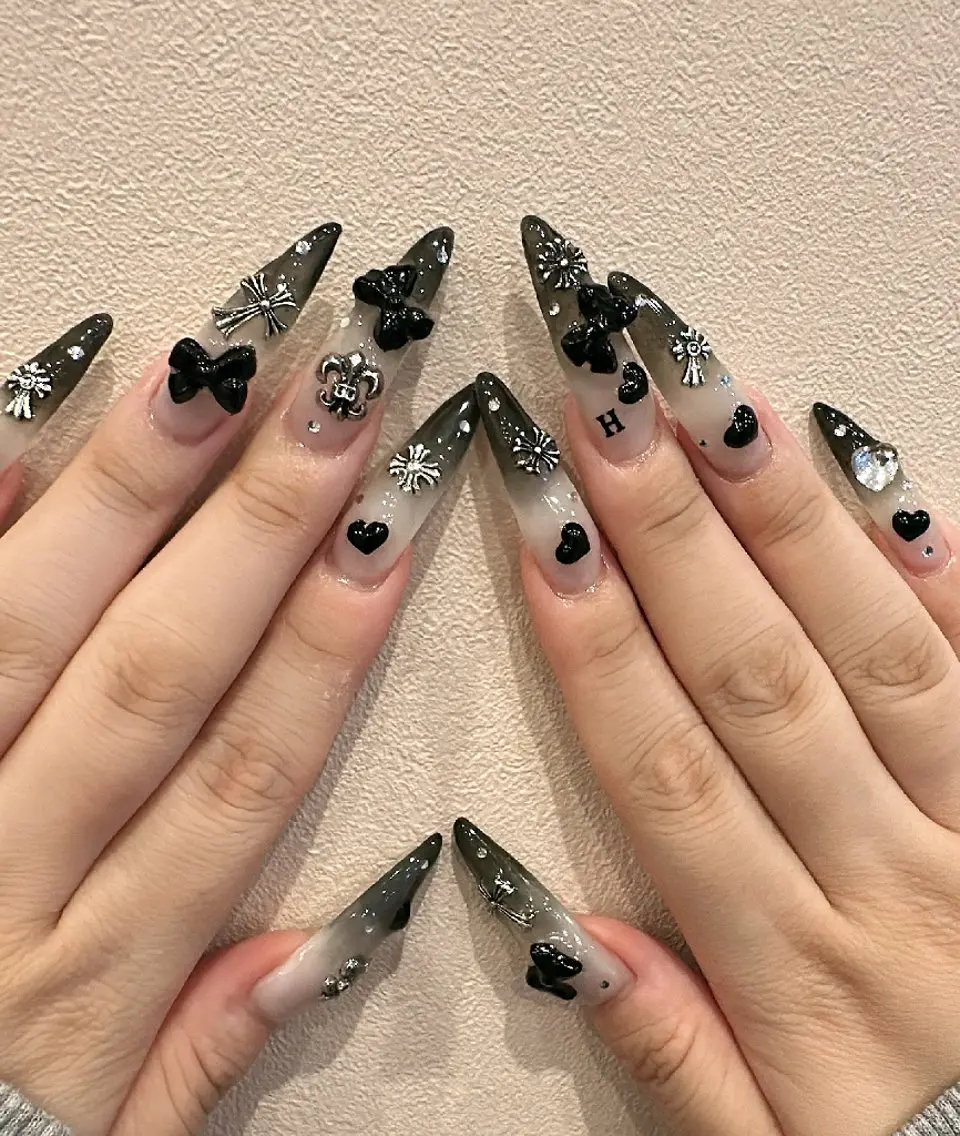 ネイル ハンドネイル スカルプ専門店 D-Beautyのネイルデザイン