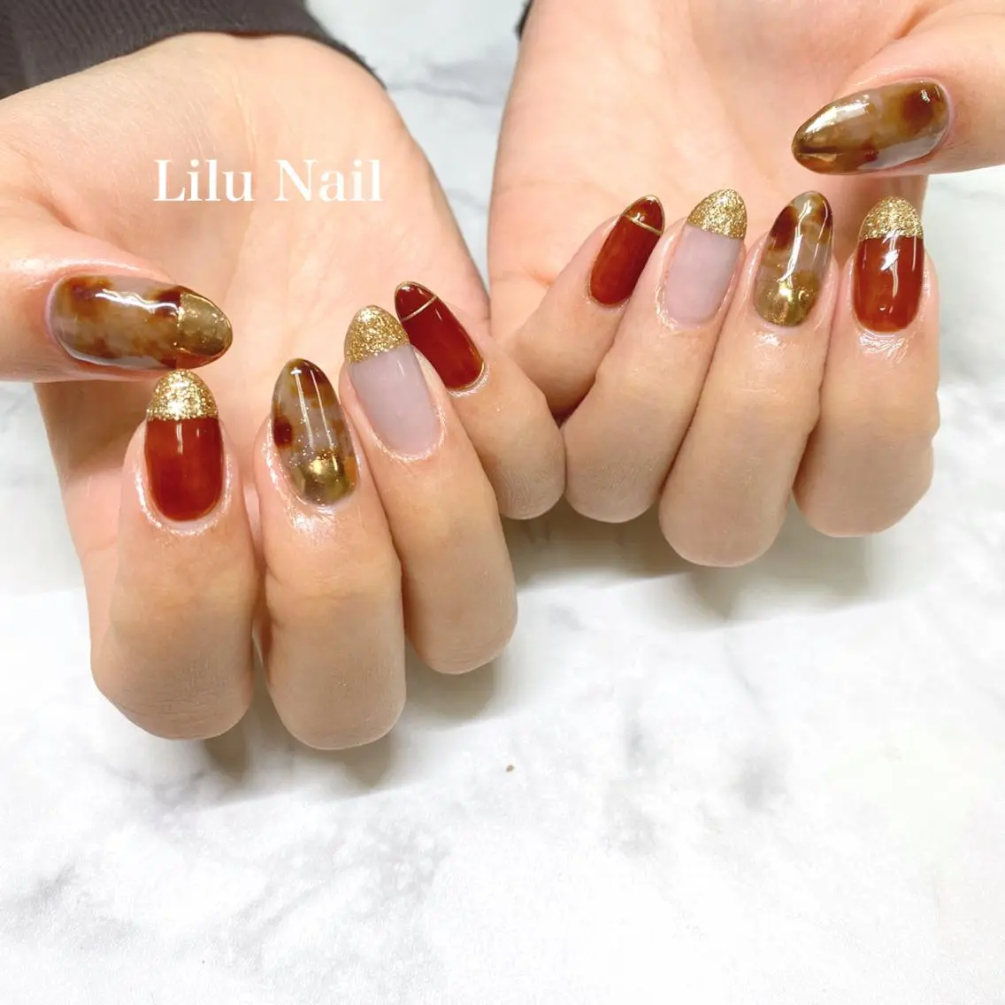 ネイル ミラーネイル ニュアンスネイル モチの良さ◉ フィルインネイル♡のネイルデザイン