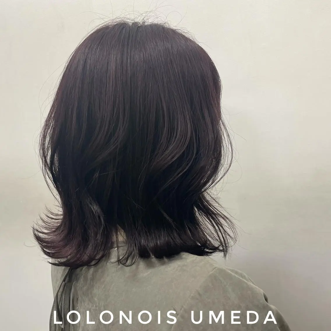 ミディアム カラー ブラウンカラー バイオレットカラー バイオレットブラウン Lolonois梅田 /Okazaki:)のヘアスタイル