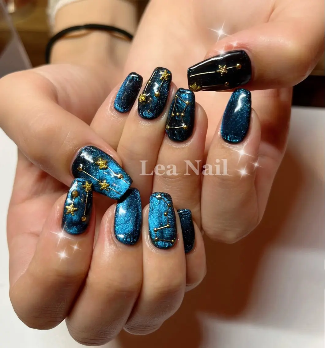 ネイル マグネットネイル Lea Nailのネイルデザイン