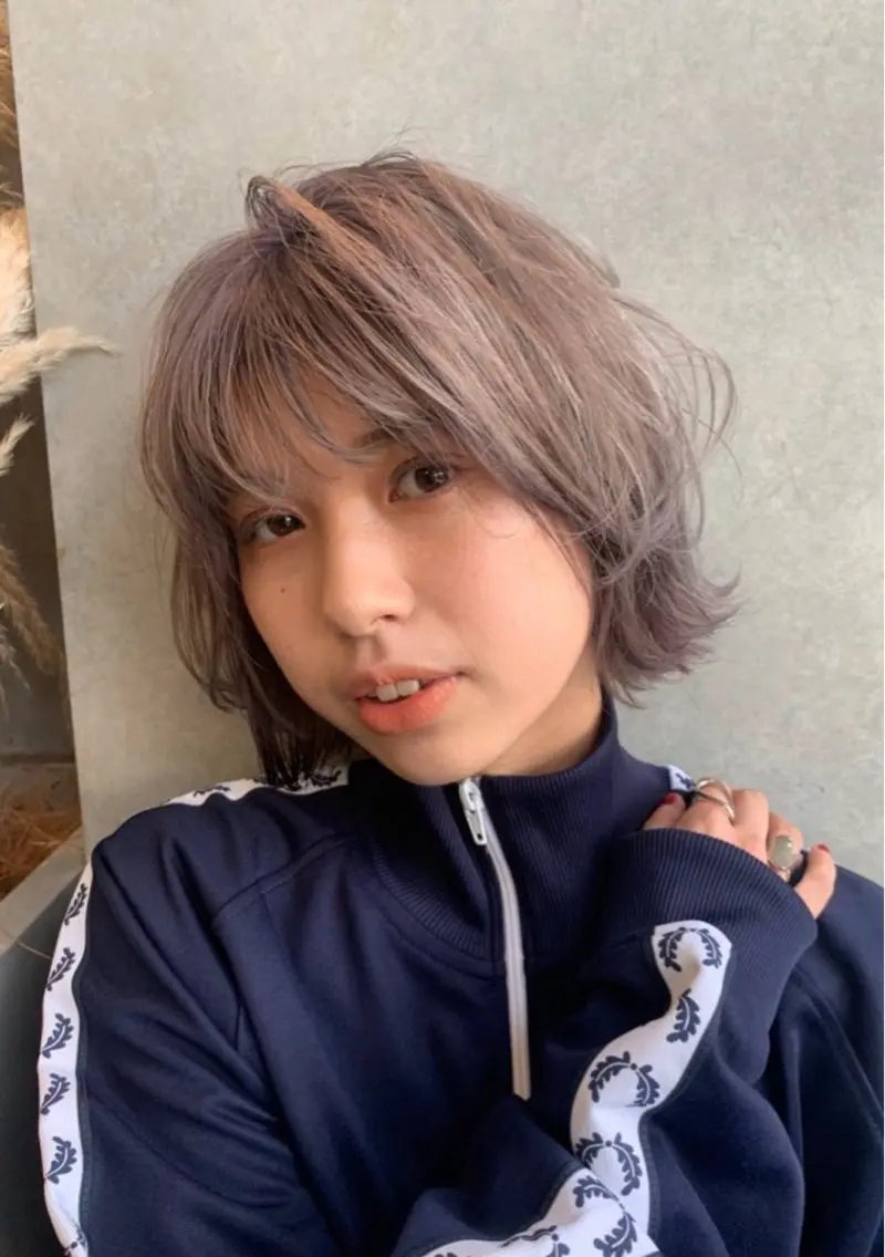 ショート ヘアカラー toyohara momokaのヘアスタイル