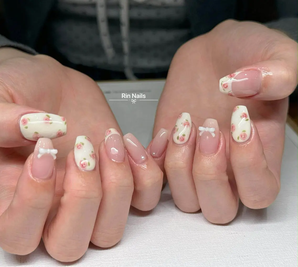 ショート 韓国風ヘア ハンドネイル RIN NAILS ᥫ᭡Migusaのネイルデザイン
