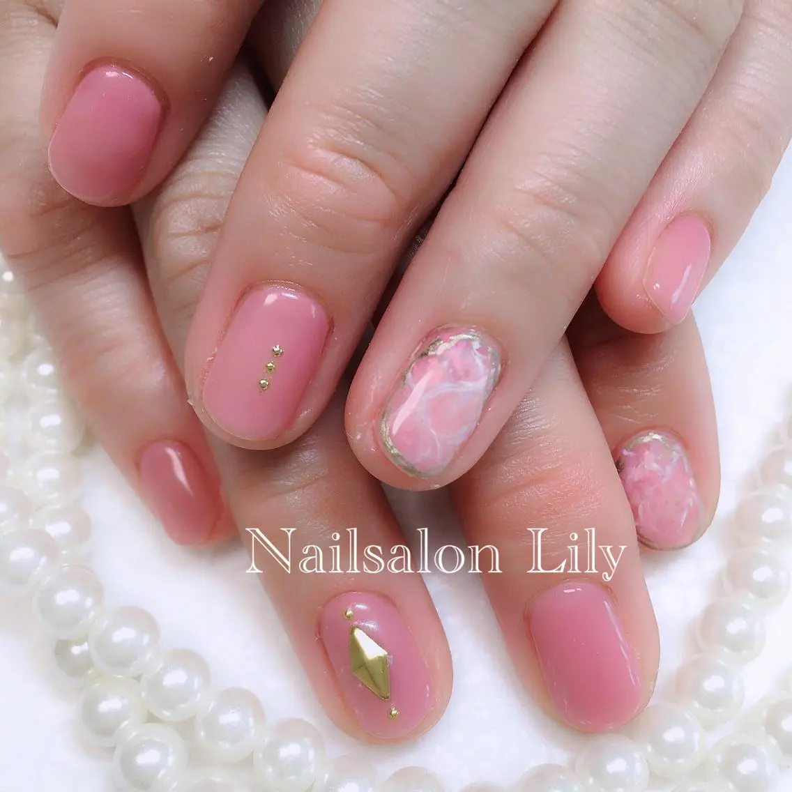 ネイル 大理石ネイル(マーブル) Lily*nail 🌻Mii🌻のネイルデザイン