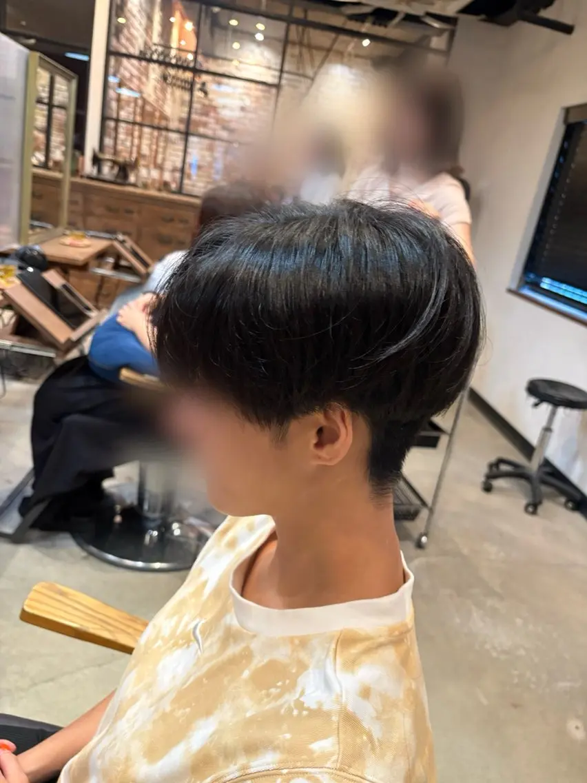 ショート カット ヘアカラー elk まな🐈⬛🎀のヘアスタイル