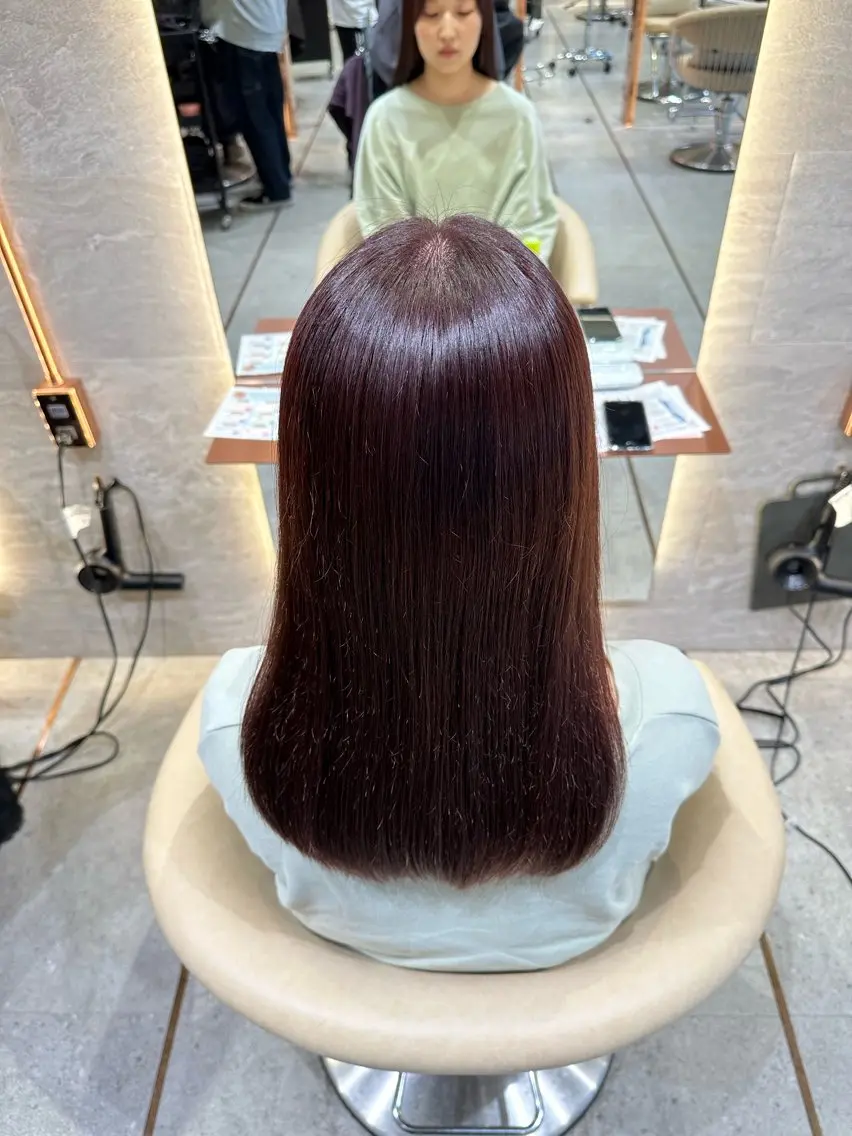 セミロング カラー カット ヘアカラー トリートメント 縮毛矯正/髪質改善 表参道/千田大地のヘアスタイル