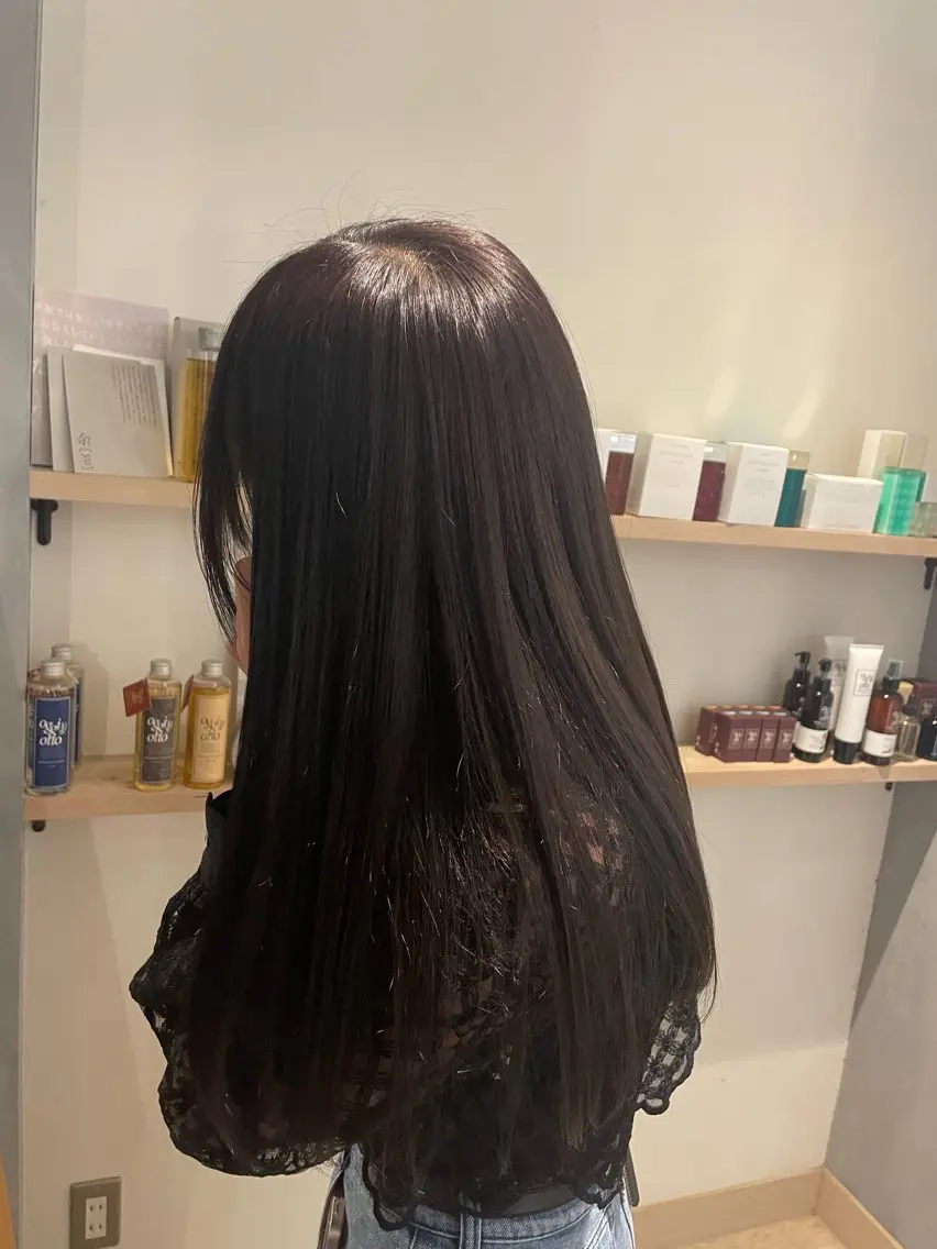 ロング ヘアカラー トリートメント ROCCO アイナ/ レイヤー透明感カラーのヘアスタイル