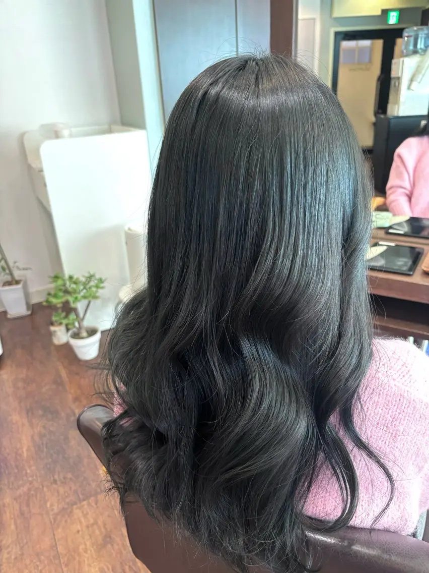 ロング yamaguchi kのヘアスタイル