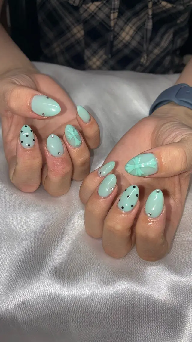 ネイル ドット ハンドネイル Nail ヌシん家 AKANEのネイルデザイン