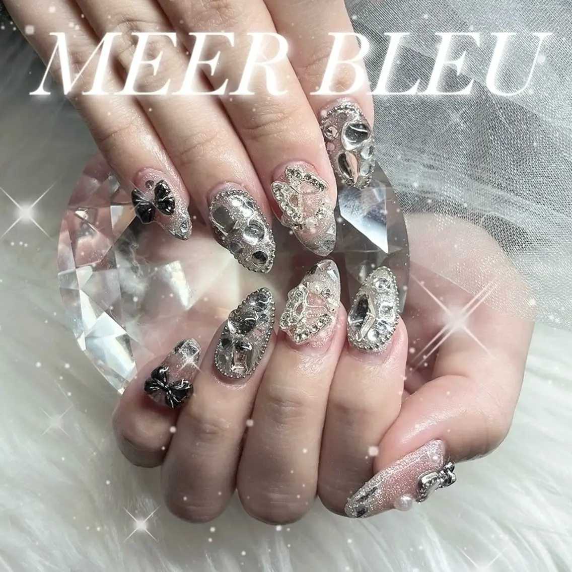 ネイル MEER BLEU メアブルーのネイルデザイン