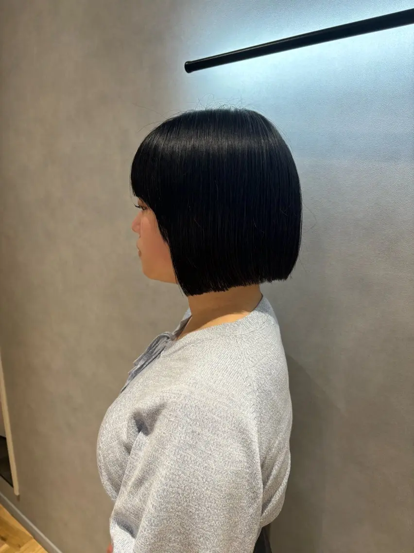 ショート ボブ 重里 瑠花のヘアスタイル