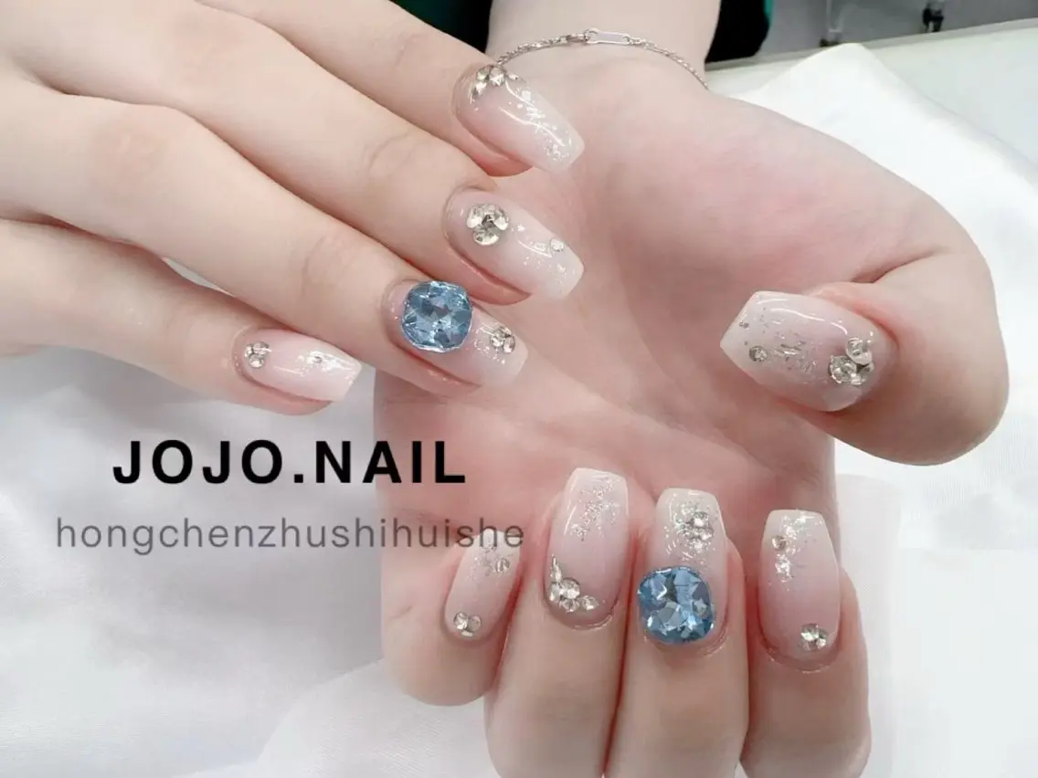 ネイル JOJO ネイルサロンのネイルデザイン