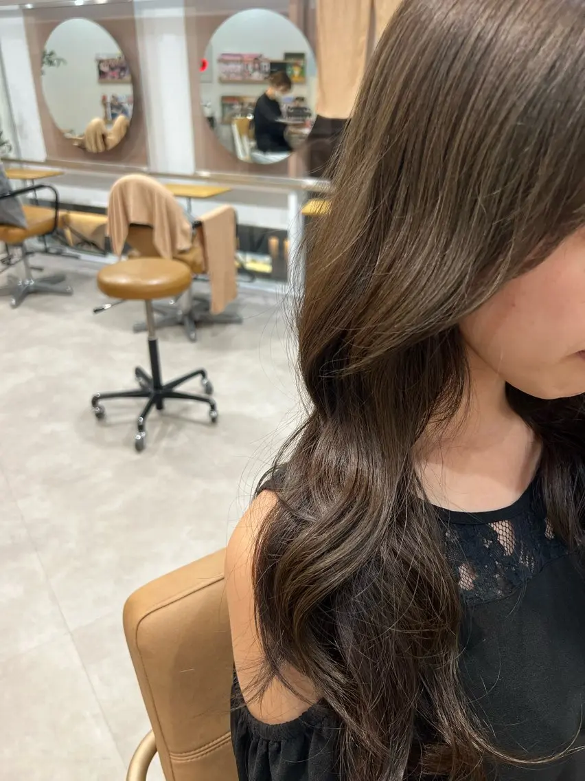 カラー ハラダユウカ flower西明石店のヘアスタイル