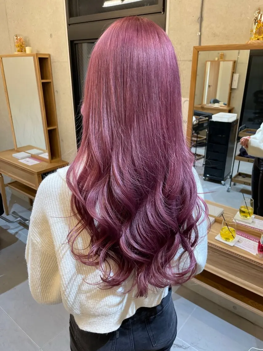 ロング カラー ブリーチ カシス ラベンダーカラー ラベンダーピンク ピンクカラー カット ヘアカラー トリートメント 羽田翔大/ブリーチ/ レイヤー/店長のヘアスタイル