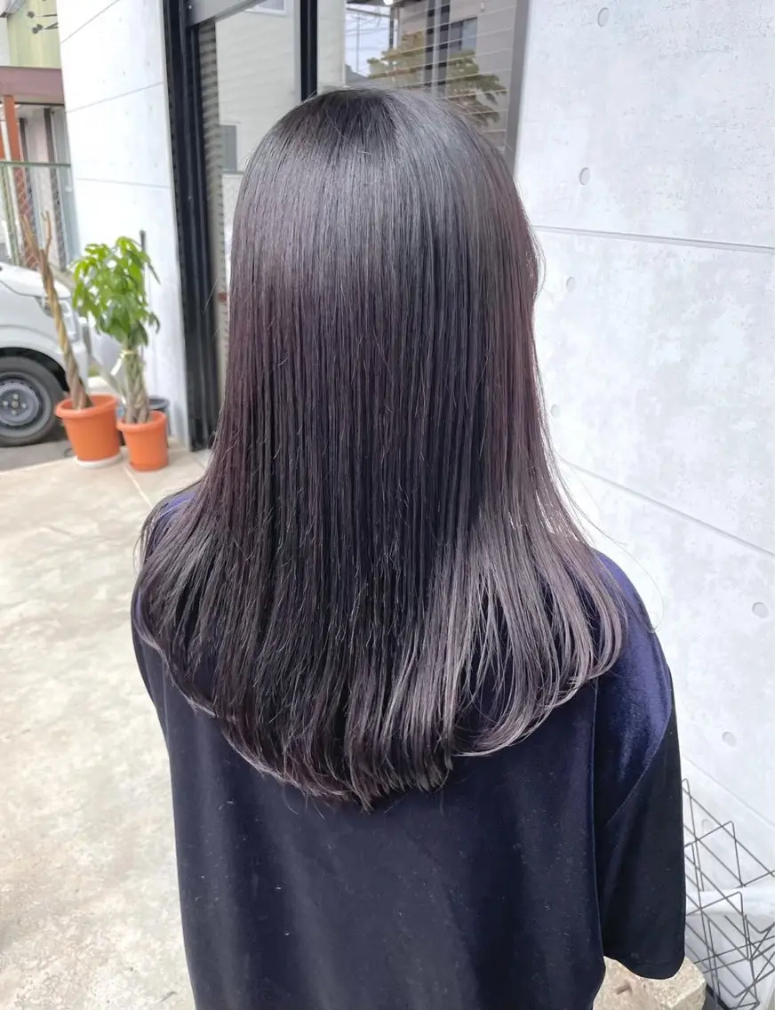 ロング カット 尾崎 虹美のヘアスタイル