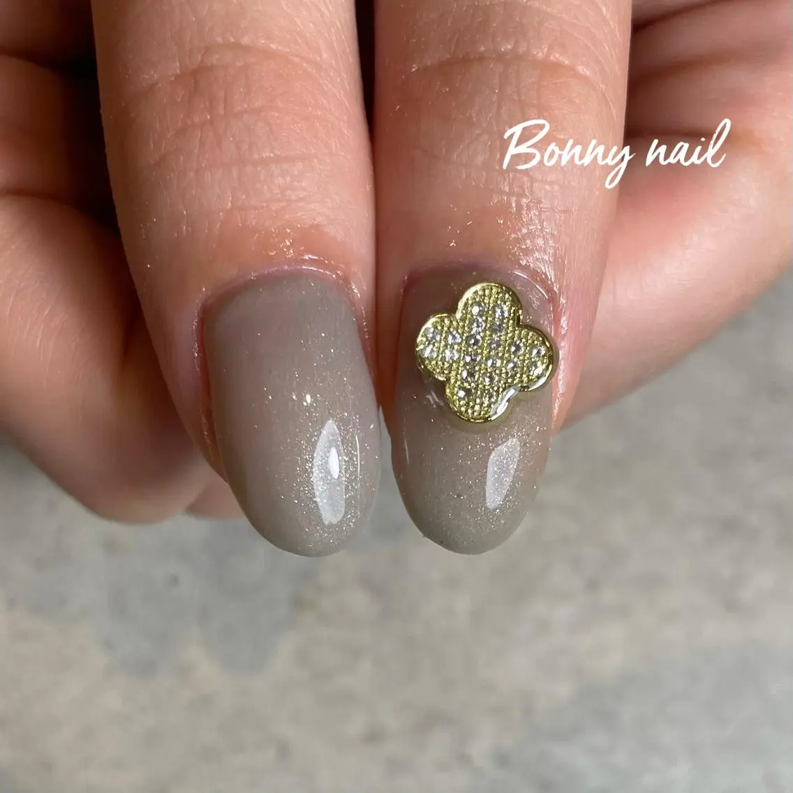 ショート ネイル ワンカラーネイル BONNY NAIL 【えみか】のネイルデザイン