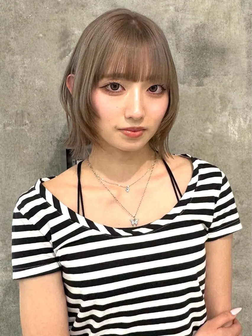 ショート カラー ブリーチ ダブルカラー イルミナカラー ブリーチなしカラー ボブ カット LUCK 本厚木店のヘアスタイル