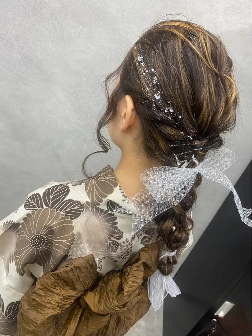 セミロング 着付け 艶髪ハイトーン特化 梅田美容室SLYのヘアスタイル