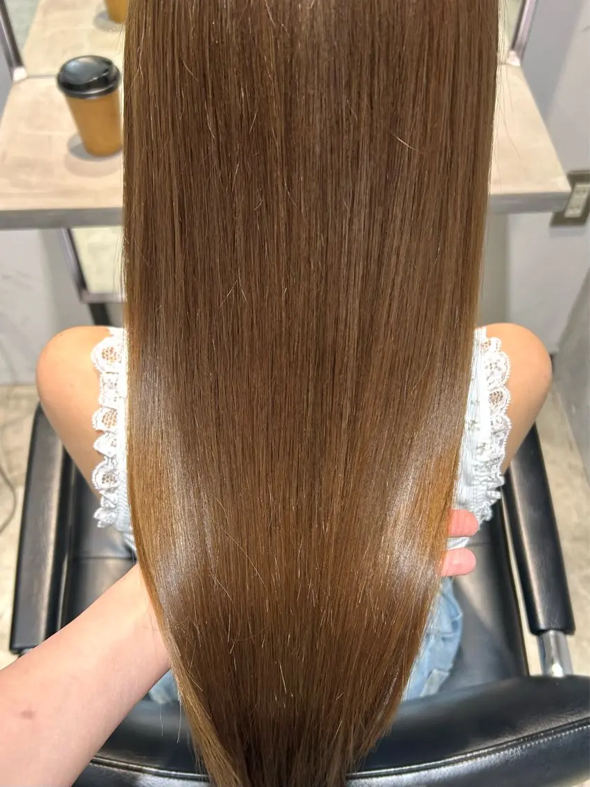 ロング カラー ブリーチ ブリーチなしカラー ヘアカラー 𝐑𝐄𝐍𝐀🎀 ワンカラーモデル募集のヘアスタイル
