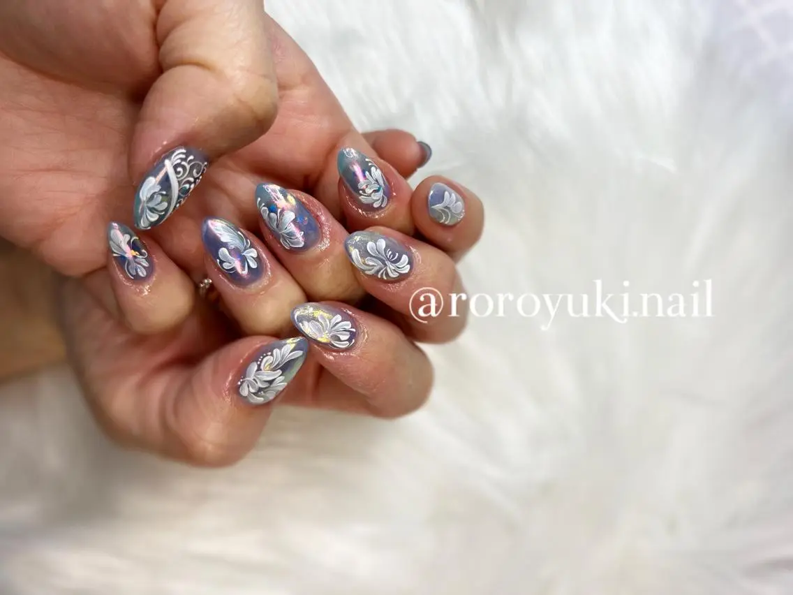 ネイル ハンドネイル Luna nails Yukiのネイルデザイン