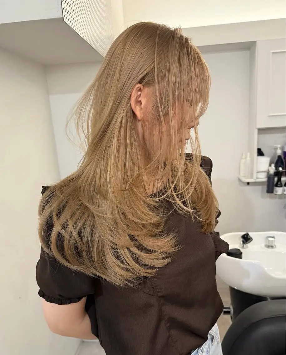 ロング カラー ヘアカラー 𝐑𝐀𝐈𝐇𝐀 /カラーモデル🤍のヘアスタイル
