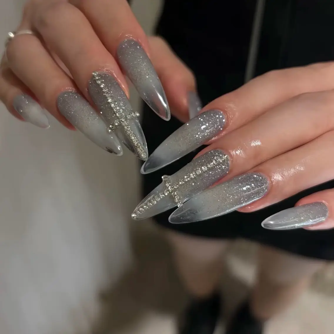 ネイル ハンドネイル Luna Gladeのネイルデザイン