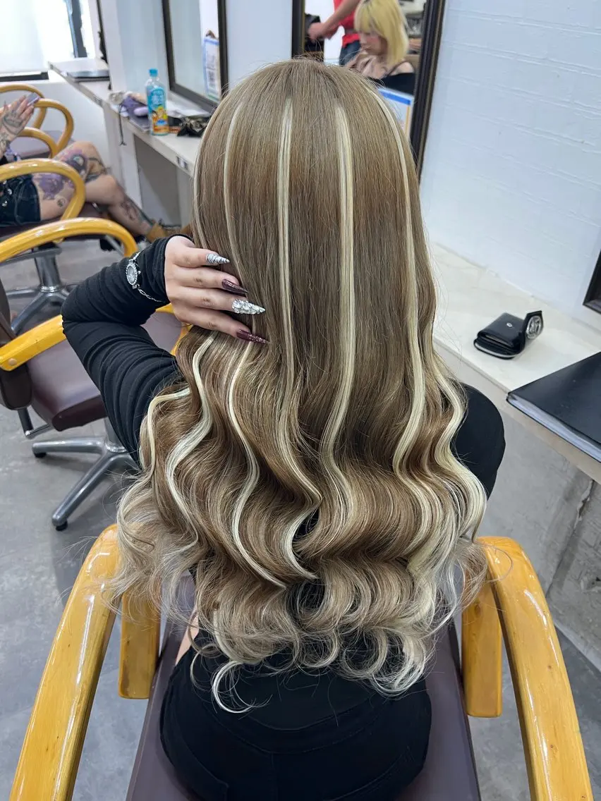 ロング ✨️ヘアサロン ユートピア✨️のヘアスタイル