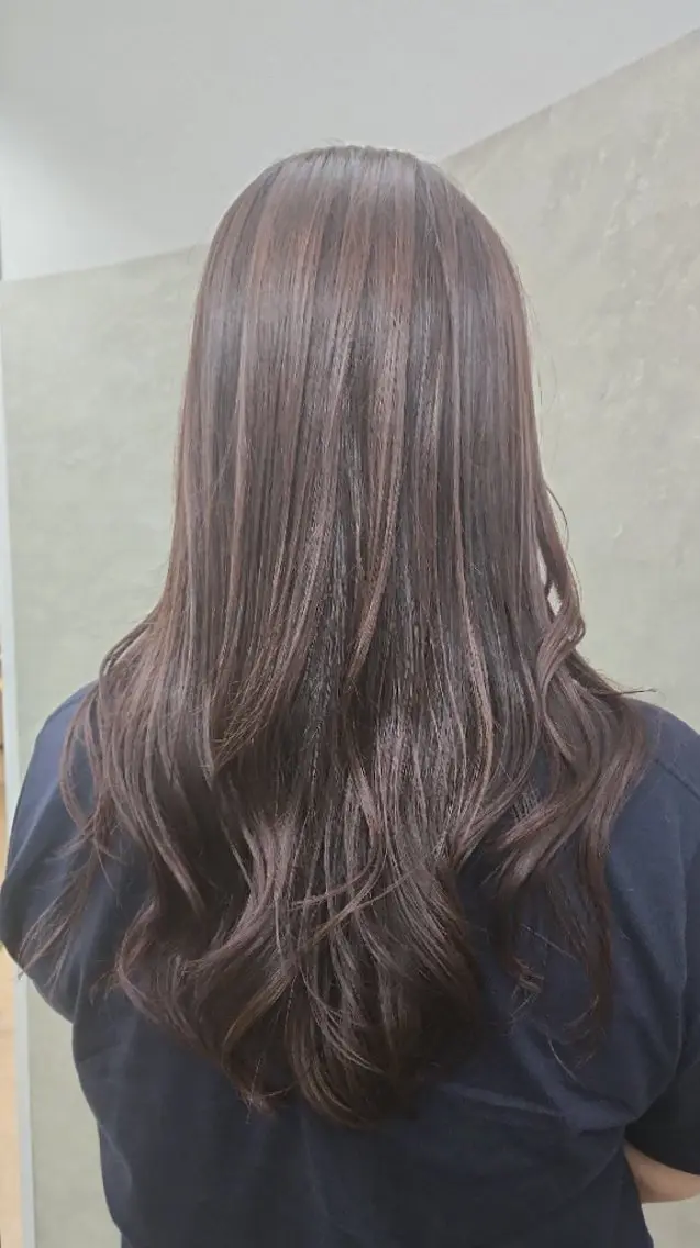 ロング カラー 髪質改善 トリートメント カット ヘアカラー トリートメント 安達まい/ インナーカラー◎のヘアスタイル