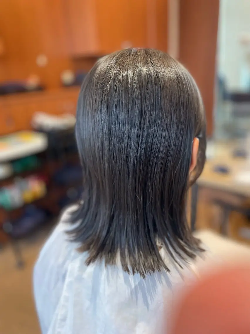 ミディアム 仙石 愛のヘアスタイル