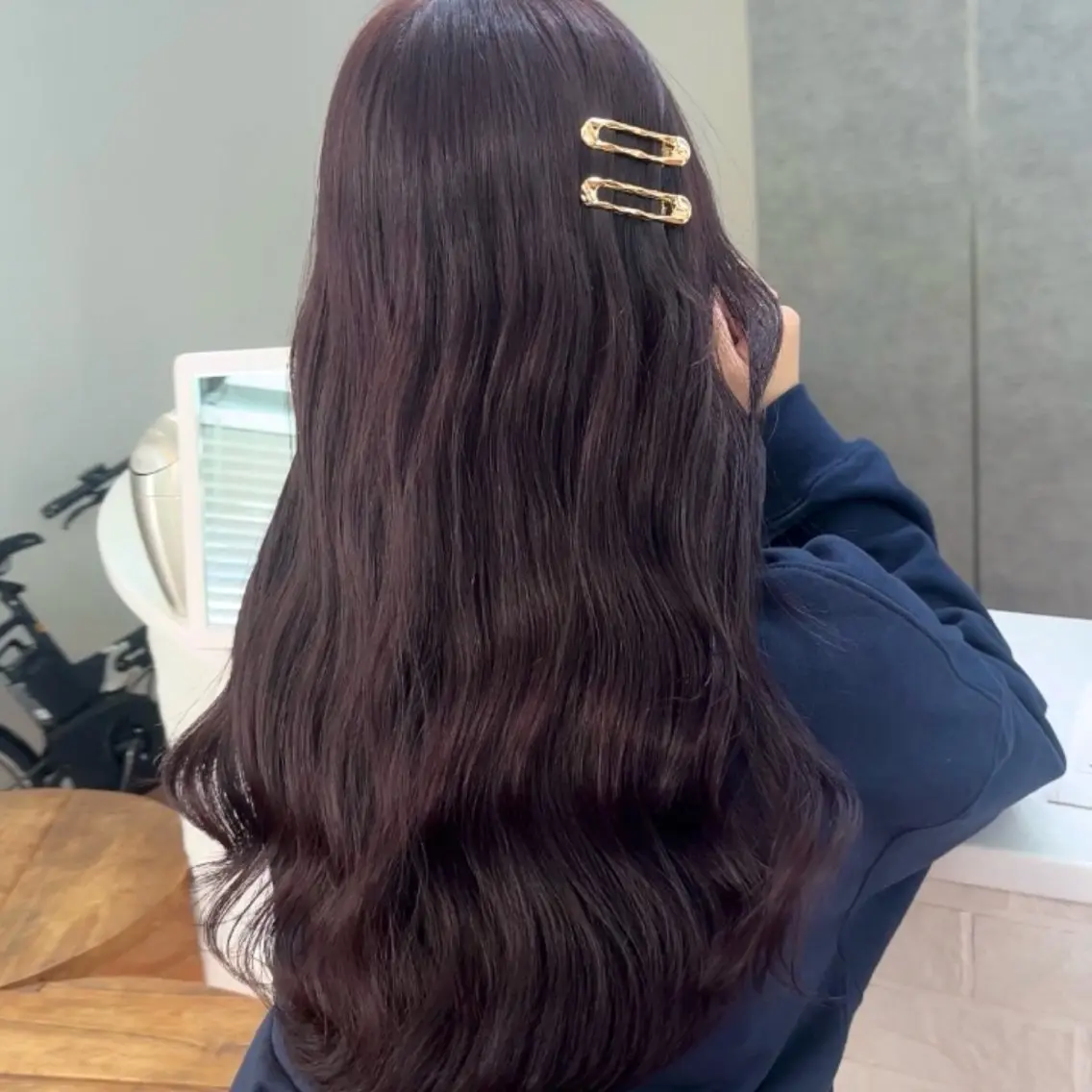 ロング カラー 櫻田 真紀のヘアスタイル