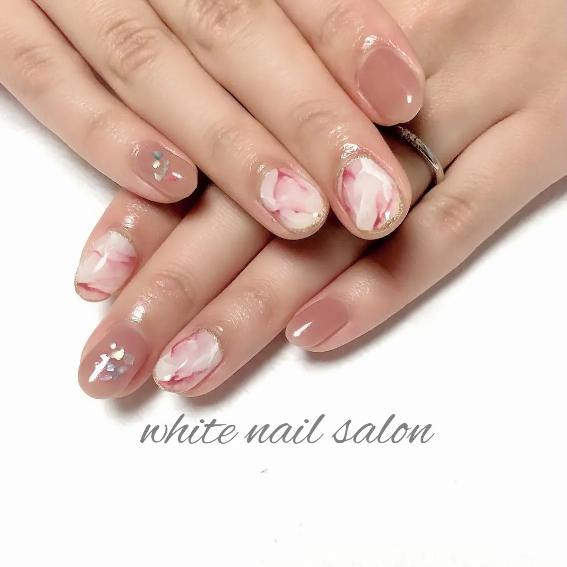 ネイル アートネイル フレンチネイル ジェルネイル ハードジェル 持ち込み white nail salonのネイルデザイン