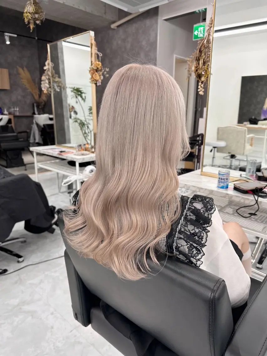 ロング カラー ヘアアレンジ カット ヘアカラー ヘアセット 𝐠𝐢𝐫𝐥𝐲 𝐦𝐨𝐝𝐞🖤のヘアスタイル