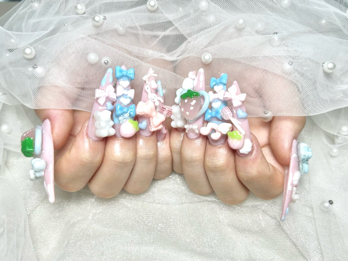 ネイル ロングネイル ハンドネイル La suzuran 上前津店 森本のネイルデザイン