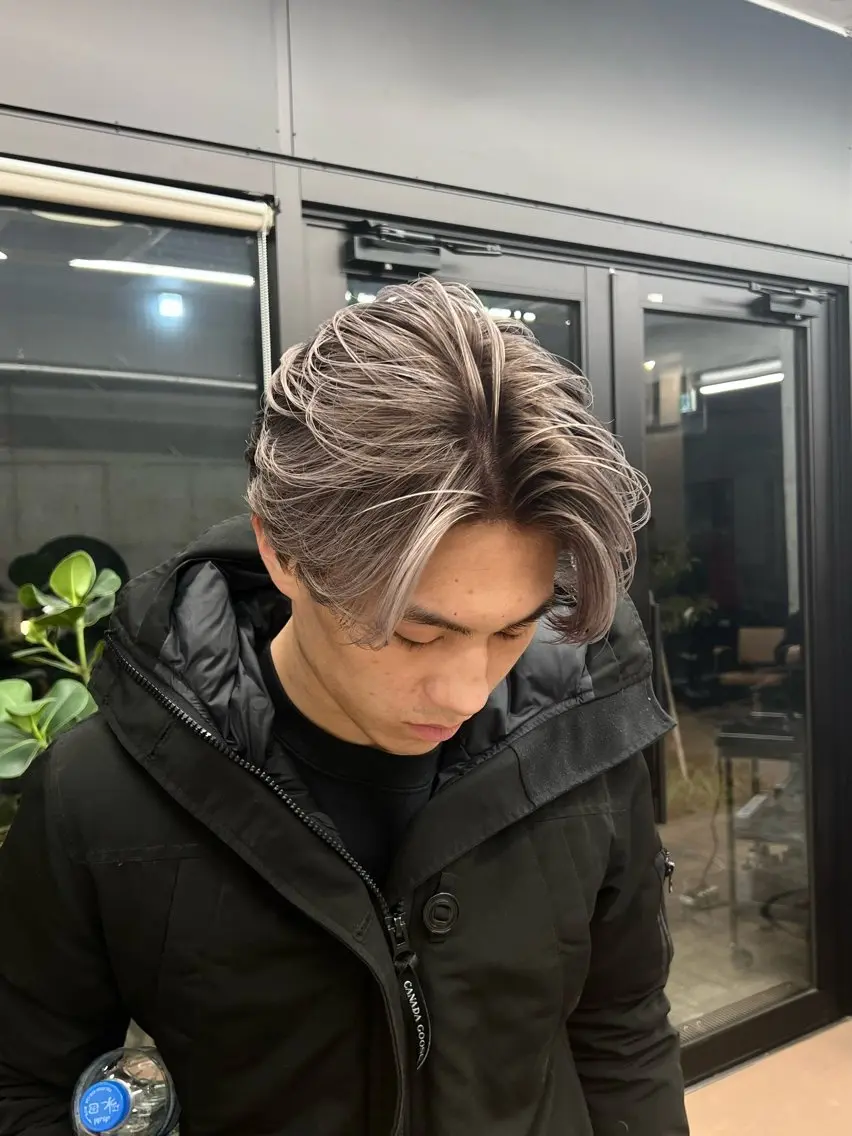 ミディアム レイヤーカット ヘアカラー kouji メンズバレイヤージュのヘアスタイル
