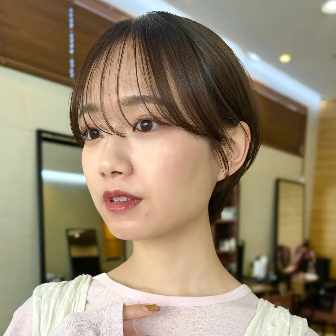 ショート カラー 似合わせカット ショートヘア 顔まわり🥨レイヤー /透明感/水口舞奈のヘアスタイル