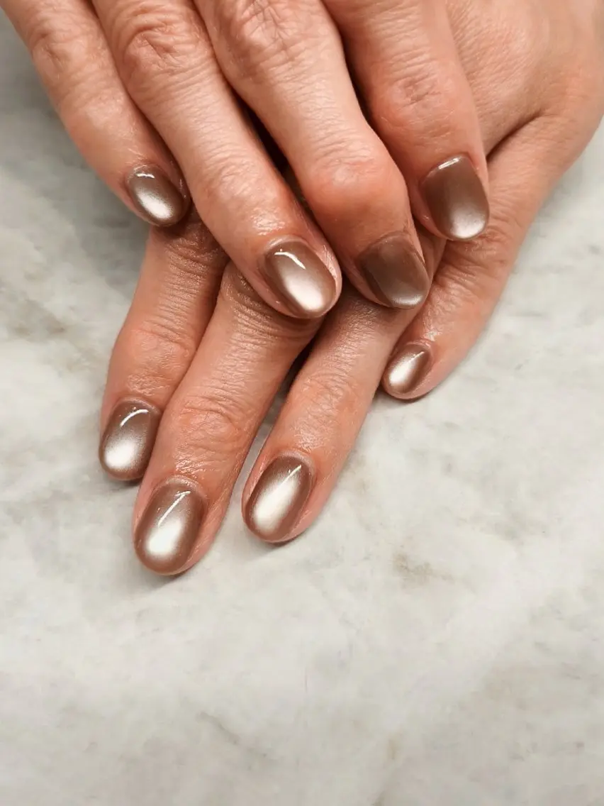 ネイル マグネットネイル ハンドネイル Hanano  nail  Lisaのネイルデザイン