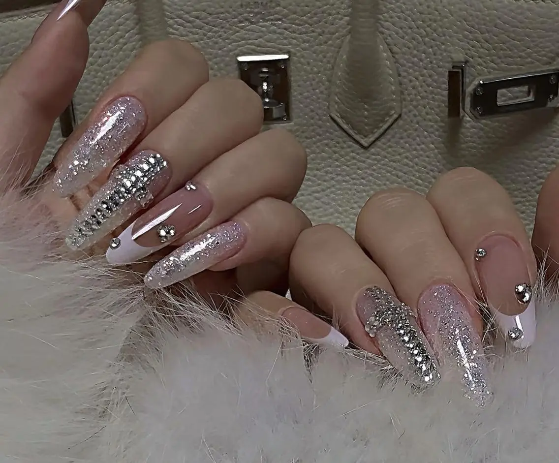 ネイル ハンドネイル Pure&Rich Nailのネイルデザイン