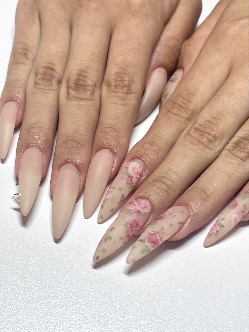 ネイル ハンドネイル ri nのネイルデザイン