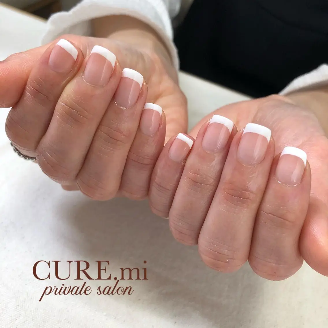 【バーチャルフレンチ】オフ無料/保湿/丁寧なケア/ベースグラデーションにフレンチネイル💅の写真