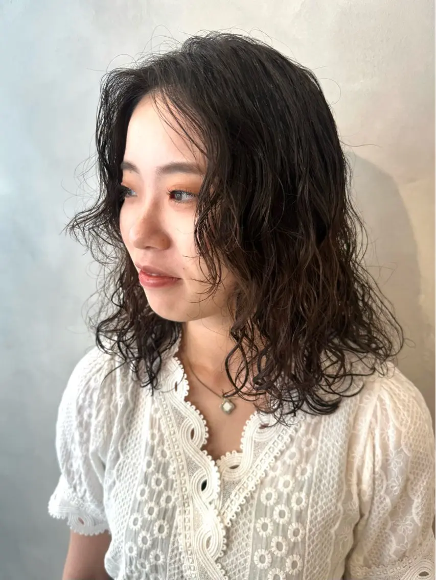 ミディアム パーマ カット パーマ トリートメント デザインカラー/パー マ🦖外岡咲希🦖のヘアスタイル