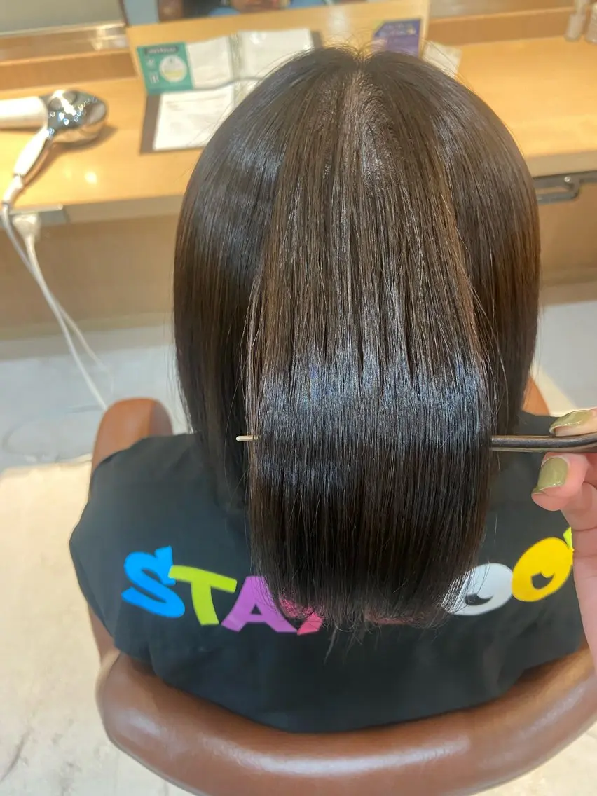 ミディアム パーマ カット 縮毛矯正 大八木 美咲のヘアスタイル