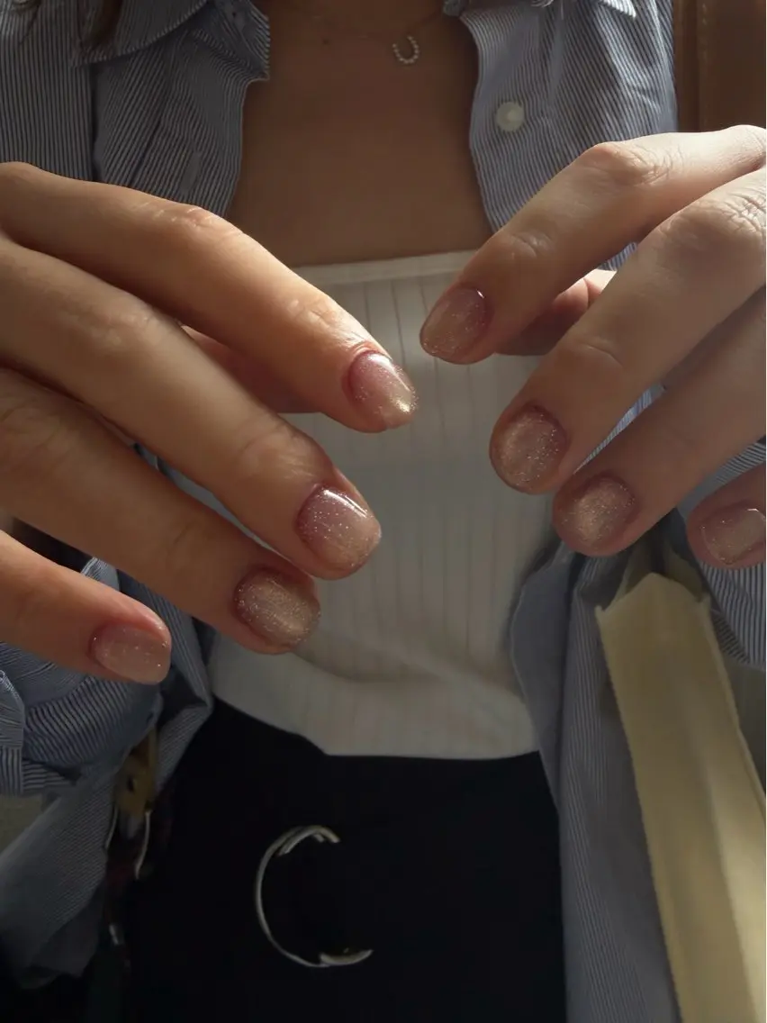 ネイル ハンドネイル フットネイル with hues AYAのネイルデザイン