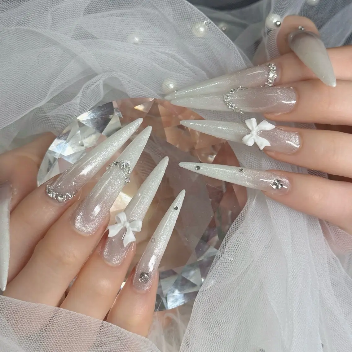 ネイル べっ甲ネイル チークネイル フラッシュネイル フラワーネイル フットネイル ハンドネイル Hani Nail Salonのネイルデザイン