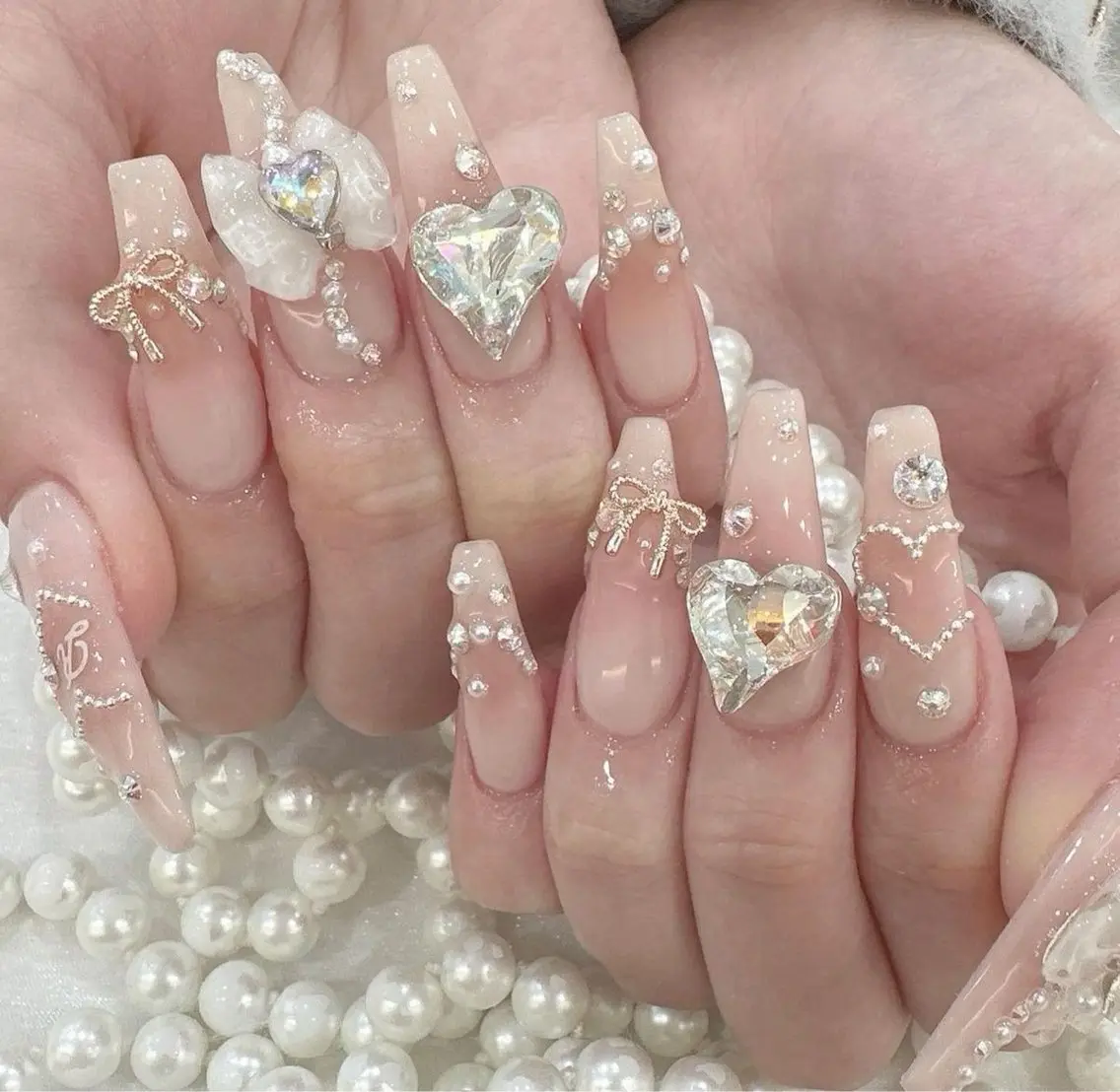 ネイル アートネイル 長さ出し ジェルネイル キラキラネイル 韓国ネイル kana nailのネイルデザイン
