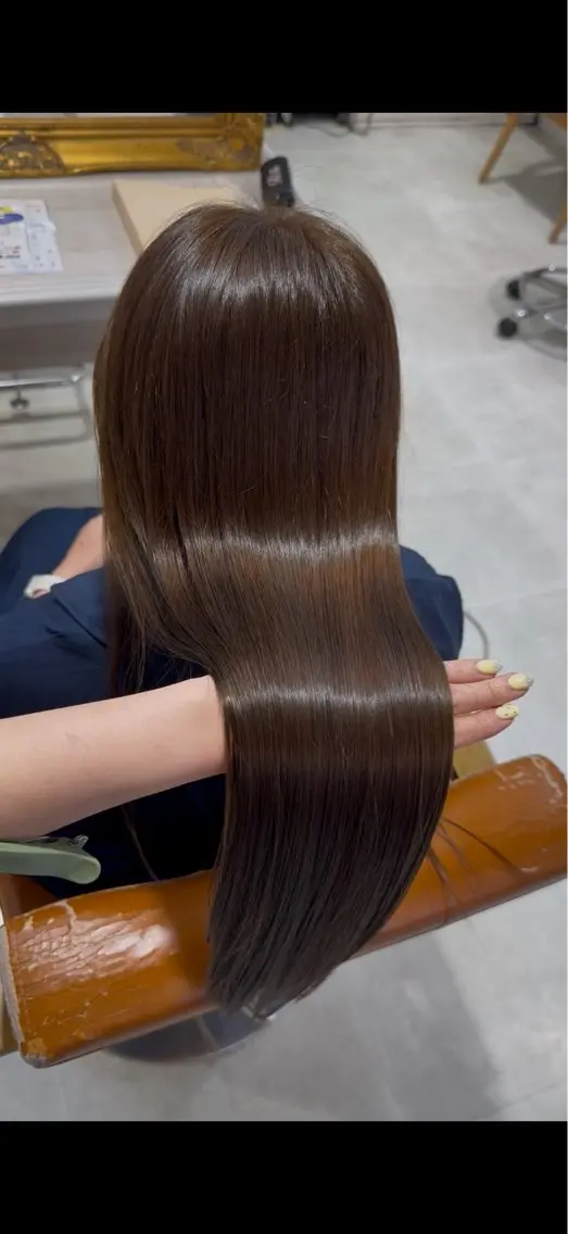 ロング カラー 透明感カラー ヘアカラー トリートメント 茂木 陽菜のヘアスタイル
