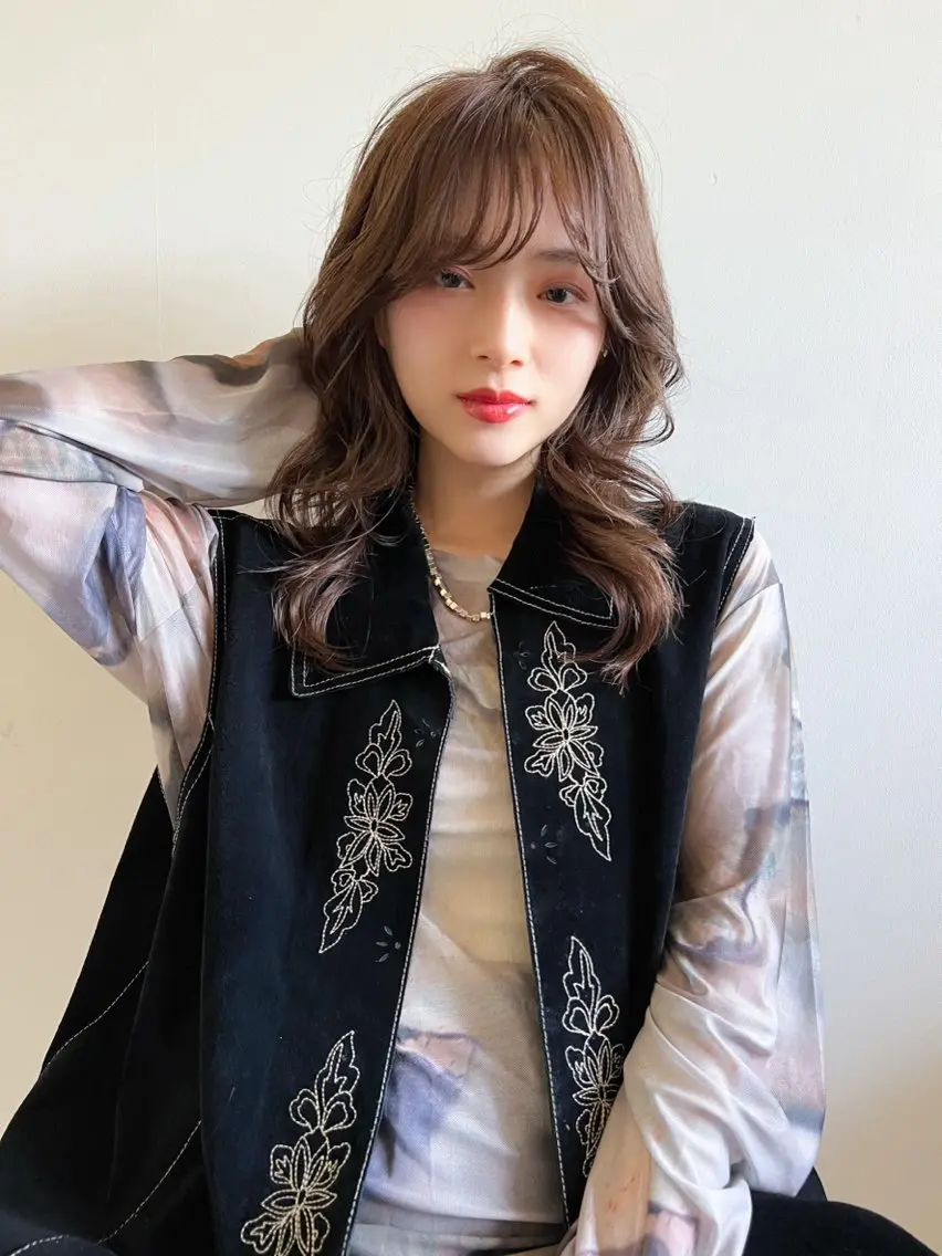 セミロング ヘアアレンジ 韓国風ヘア 🫧艶髪矯正 髪質改善🫧 大介のヘアスタイル