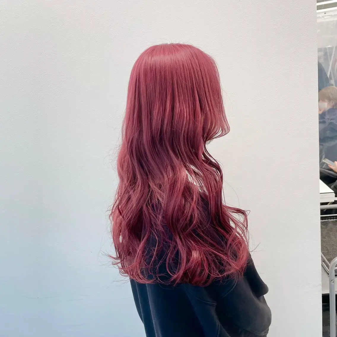 ロング カラー ヘアカラー 🤍💕ブリーチカラ ーAyaka💕🤍のヘアスタイル
