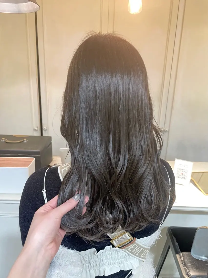 カラー ブリーチ ブルーカラー グレージュ ラベンダーカラー ブリーチなしカラー 🫧透明感カラー🫧 Anjuのヘアスタイル