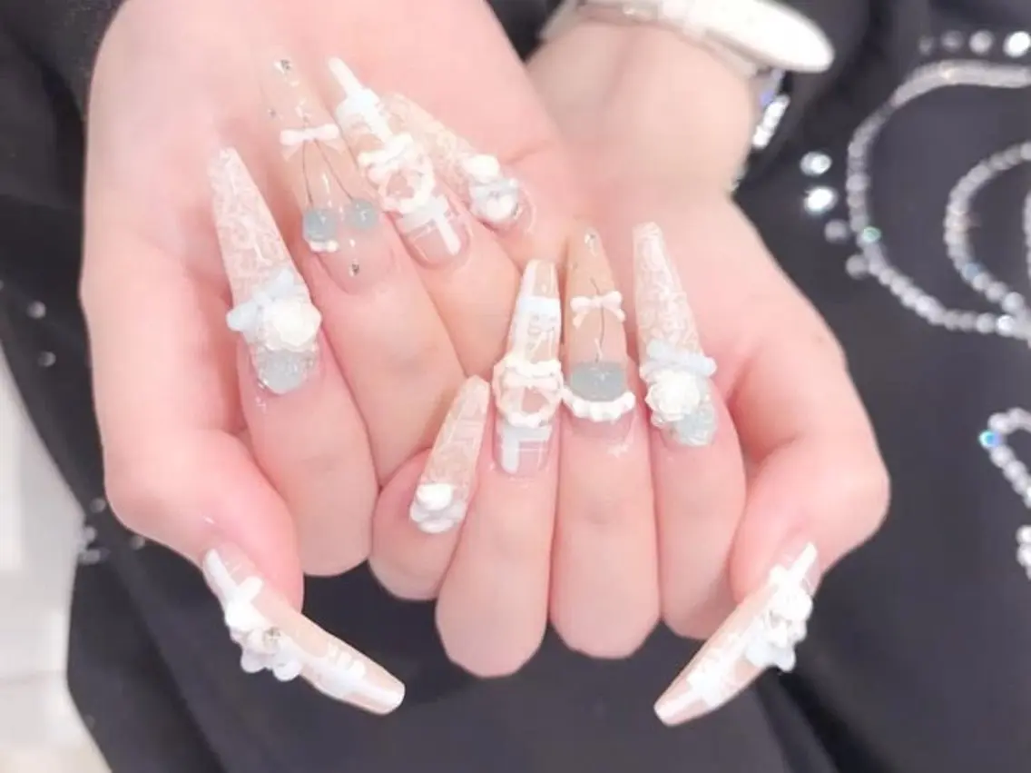 ネイル アートネイル 長さ出し フラッシュネイル ジェルネイル 氷ネイル・うるうるネイル ハンドネイル kana nailのネイルデザイン