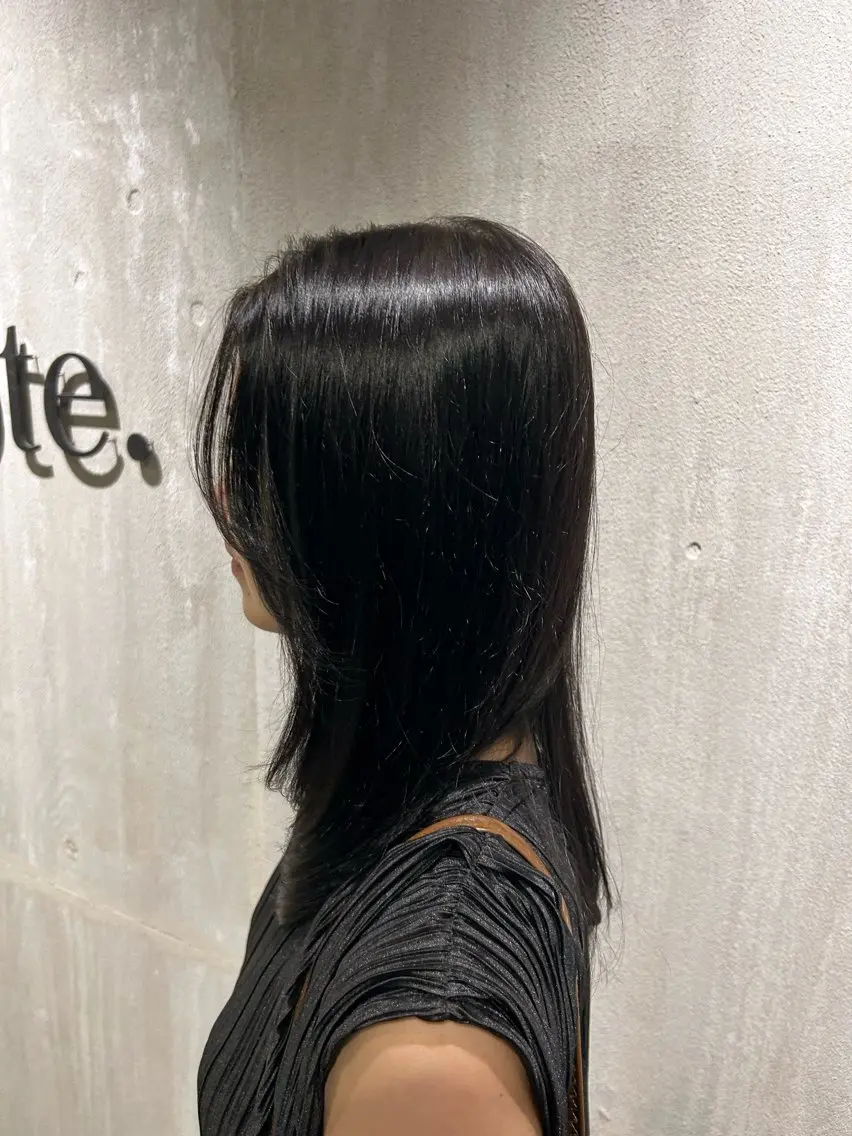 カラー tote. 成瀬晃のヘアスタイル